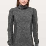 Lululemon Wooly Wonder Turtleneck Size 10 Grey/Black Photo 0