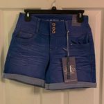 Hydraulic Lady’s shorts Photo 0