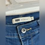Levi's Levi’s 515 Woman’s Bootcut Denim Dark Wash Casual Everyday Classic Jeans Size 6 Photo 2
