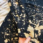 Orvis  Black and Tan Splattered Sweatshirt Photo 3