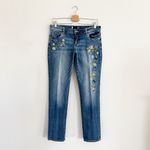 Kut From The Kloth  Catherine Boyfriend Jean Floral Embroidered Detail Size 6 Photo 1