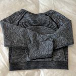 Gymshark Long-sleeve Crop Top Photo 3