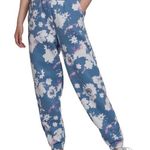 Adidas Women’s Track Pants/Joggers Photo 0