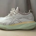 ASICS Gel Nimbus 25 Size 9 Photo 0