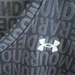 Under Armour Heatgear Loose Graphic Spellout V Neck Top Large Photo 2
