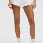 Lululemon White  Hotty Hot 2.5" Photo 0
