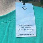 Half Moon Cay Bahamas Shirt Sleeve Green T Shirt New Photo 3