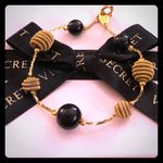 Trifari 🖤 Vintage  Black & Gold Beaded Bracelet | Signed Gold Tone (7”) Photo 2