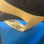 Gloria Vanderbilt Yellow and Black Sandals 8 Photo 1