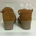 Minnetonka  Desi Fringe Wedge Sandal Size 9 Photo 3
