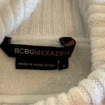 BCBGMAXAZRIA  White Ribbed Turtleneck Knit Sweater Size Small Photo 3