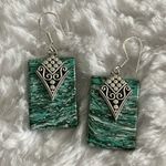 Green casilica marble silver ornate drop pierced earrings Photo 1