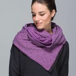 Lululemon Rulu Vinyasa Scarf Photo 0