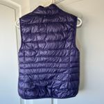 Uniqlo  Ultra Light Down‎ Puffer Vest Purple Sleeveless Packable Layering Small Photo 4