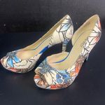 Nine West Women's High Heeled Cream & Blue Floral Shoes Size 6M NEW! SKU 1923 Photo 1