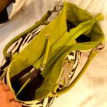Structured Green and Black Satchel with Elegant Design Photo 7