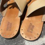 Bleecker and Bond Blacker & bond sandals. Leather. Excellent condition. Size 9. Photo 2
