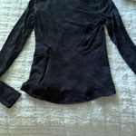 Amazon  Long Sleeve Top Photo 1
