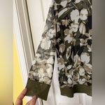 Chico's Chico’s Women's Camo-Floral Print Mesh Cardigan Ambered Olive NWT Size 2 (L) Photo 6