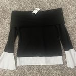 Socialite Off the shoulder sweater (without Tags) Photo 0