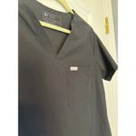 FIGS  Women's Technical black Catarina One-Pocket scrub top-Med Photo 2
