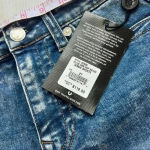 True Religion  Jennie Curvy Cuffed Shorts size 27 Photo 5