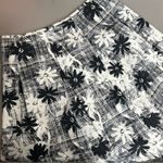 St. John Sport Skirt Pleats Black White Flowers Floral Side Zip Women Size Large Photo 5