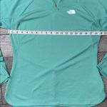 The North Face Aqua Breathable Quarter Zip Hundred Pullover Photo 4