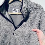 Jackson Hole Outerwear‎ size large grey sherpa half zip pullover. Gray Photo 8