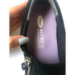 Dr. Scholls  Women's No Chill black shoes sz 7.5 Photo 4