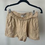 Hollister Beige Cream Women's Juniors Shorts M Medium waist 30” 32” 34” Photo 0