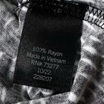 Simply Vera Wang Black Basic T Photo 3