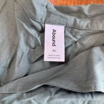 Abound  Nordstrom green olive button up Blouse Tee NWT size XL Photo 3