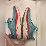 Hoka One One Clifton Women's Size 7.5 B Blue Running Shoes Sneakers Photo 3