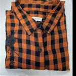 BeachLunchLounge Plaid Button Down Shirt Medium Floral embroidery Photo 8