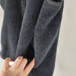 Uniqlo  women’s Sherpa fleece fuzzy soft zip up vest M Photo 2