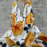 Chic Me  Floral Sleeveless V-neck Romper White & Yellow Size L Photo 4