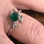 Silver Plate Inlaid Waterdrop Zircon Leaf Ring Green Photo 5