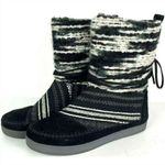 Toms Nepal boots in stripes and suede A3 Photo 0