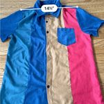 Colorblock Short Sleeve Button Photo 5