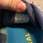 HOKA Clifton 4 Road Photo 5