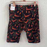 Nike NWT Sportswear Essential Bike Shorts Happy Face Swoosh Bike Shorts Small Photo 1