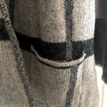 Joseph A . Gray‎ and Black Cardigan Size Medium Photo 2