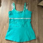 Lululemon  On The Move Tank size 6 Photo 0