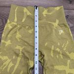Gymshark Adapt High Rise Seamless Scrunch Butt Green Yellow Camo Leggings XS Photo 8