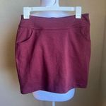 Mountain Hardwear maroon mini athletic casual skirt | small Photo 0