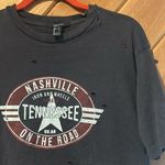 “Nashville” distressed cropped baby tee Gray Size L Photo 1