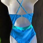 Blooming Jelly Key Hole One Piece Bikini Photo 3
