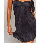 Pretty Little Thing  BLACK PLISSE STRETCHY KNOT DETAIL BANDEAU BODYCON DRESS  Photo 3
