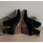 Toms  Women's Black Suede Leather Heeled Ankle Booties‎ Boots Size 11 Photo 5